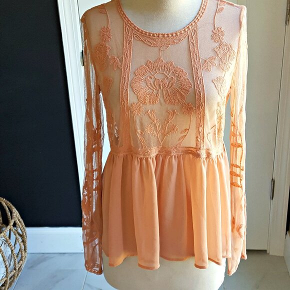 Xhilaration Tops - NWOT! BOHO Sheer LACE BLOUSE SZ M